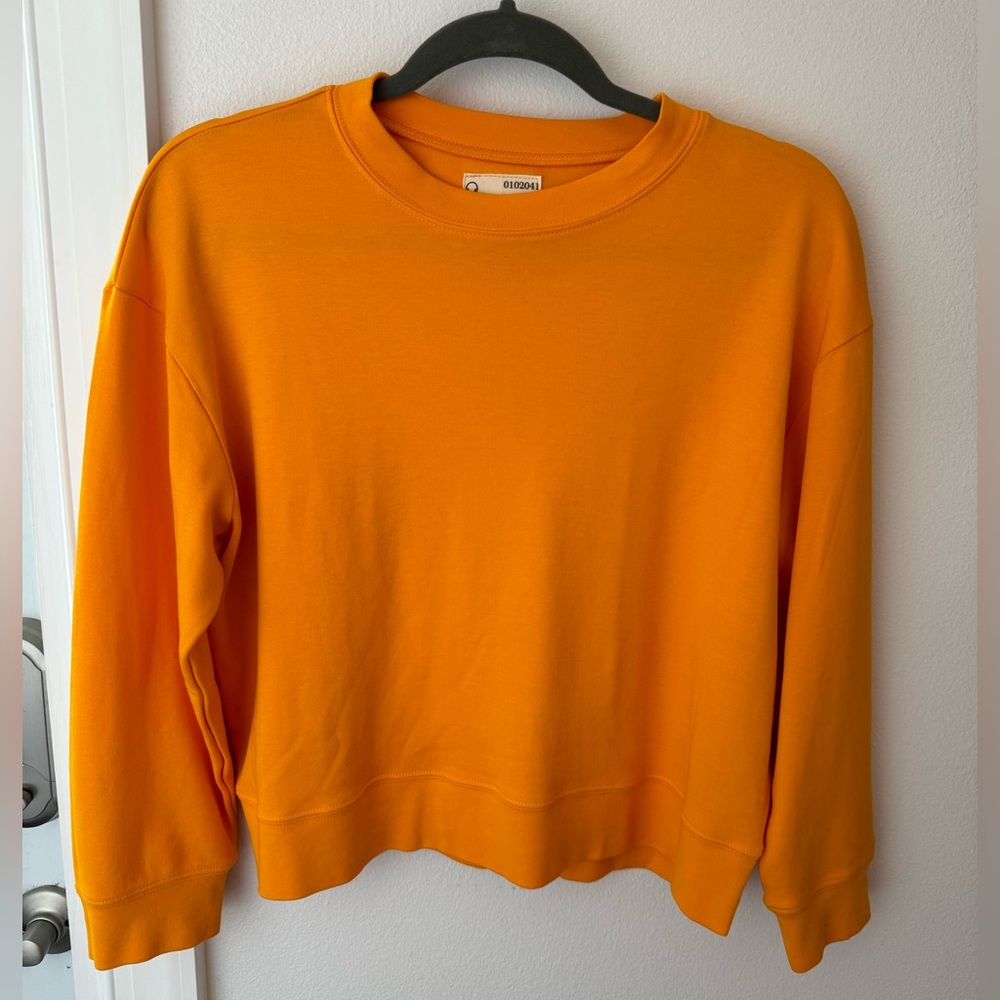 • For Days • NWOT Women’s Lightweight Sweatshirt 3/4 Sleeves Size Medium